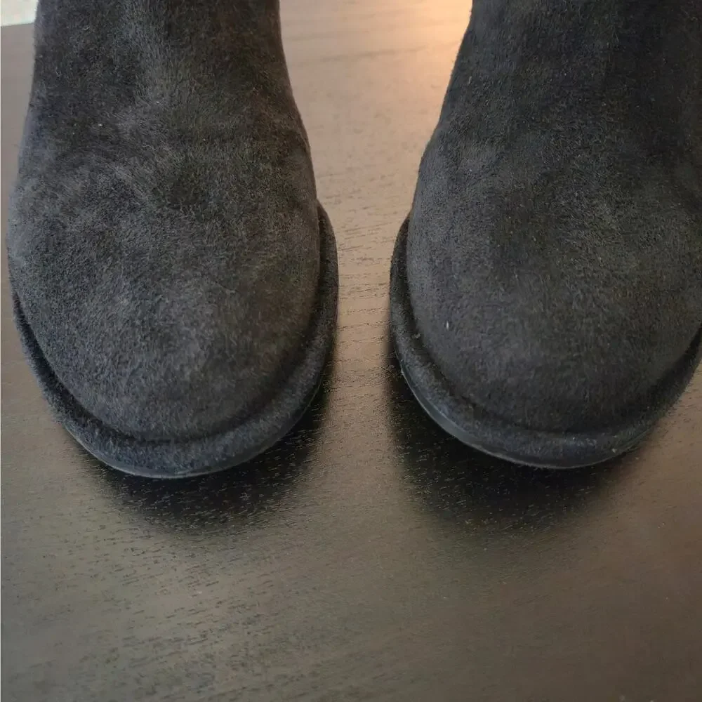 Stuart Weitzman Lowland Black Suede Over The Knee Boots Size 7M Chic Elegant